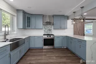 65 Hastings Rd, South Brunswick Township, NJ 08824 - Photo 11