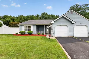 56 Woodbury Rd, Edison, NJ 08820 - Photo 3
