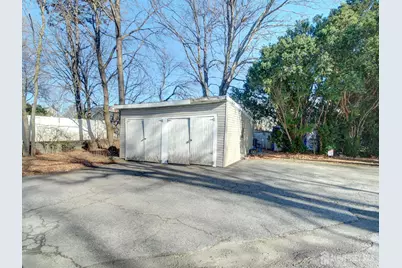 592 State Route 18 Highway, East Brunswick Township, NJ 08816 - Photo 9
