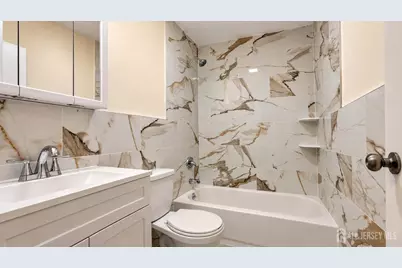 10 Lake Avenue #5A, East Brunswick Township, NJ 08816 - Photo 7