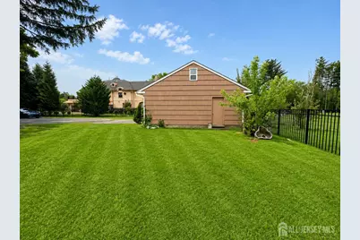 580 Village Road W, West Windsor Township, NJ 08550 - Photo 37
