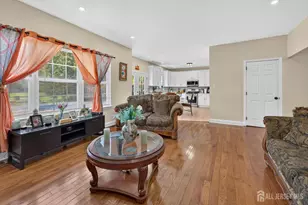 836 Rosetree Dr, Monroe, NJ 08094 - Photo 7