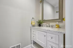 2 Link Pl, Edison, NJ 08820 - Photo 19