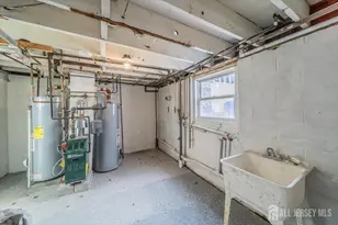 54 Bergen St, Carteret, NJ 07008 - Photo 23