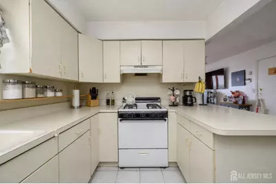 7010 Grand Avenue, North Bergen, NJ 07047 - Photo 31