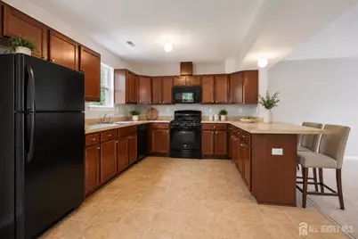 13 Ronald Drive, Franklin Township, NJ 08873 - Photo 7