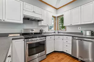 29 Madison Ave, Avenel, NJ 07001 - Photo 11