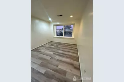 736 Edpas Road, New Brunswick, NJ 08901 - Photo 7