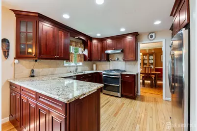 9 Van Arsdale Court, East Brunswick Township, NJ 08816 - Photo 11