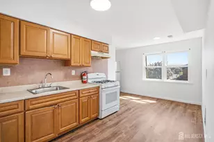 1719 Raspberry Ct, Edison, NJ 08817 - Photo 15