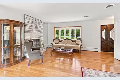 189 Kensington Avenue, Colonia, NJ 07067 - Photo 11
