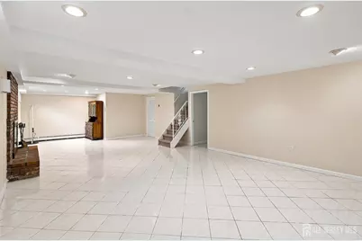 189 Kensington Avenue, Colonia, NJ 07067 - Photo 31