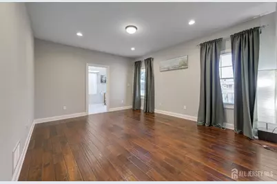 302 Central Avenue, Edison, NJ 08817 - Photo 17