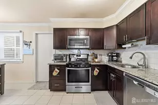 8 Cooper Ct, Freehold, NJ 07728 - Photo 11