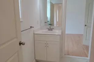 208 E James Pl E, Iselin, NJ 07095 - Photo 7