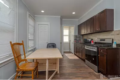 52 Mine Street, New Brunswick, NJ 08901 - Photo 5