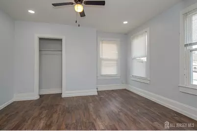52 Mine Street, New Brunswick, NJ 08901 - Photo 15