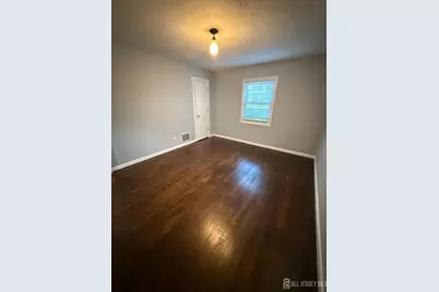 43 Crampton Avenue, Woodbridge Township, NJ 07095 - Photo 9