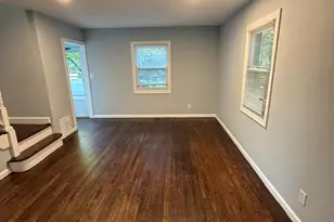 43 Crampton Ave, Woodbridge Township, NJ 07095 - Photo 5