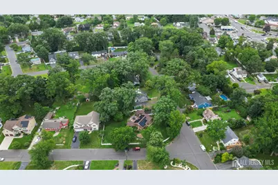 45 Herbert Drive, East Brunswick Township, NJ 08816 - Photo 41