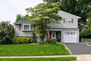 2 Peachwood Ct, Milltown, NJ 08850 - Photo 1