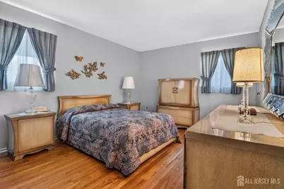 2 Peachwood Court, Milltown, NJ 08850 - Photo 15