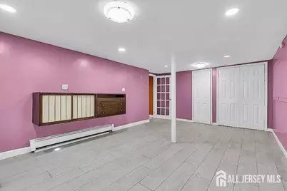 585 Noe Avenue, Woodbridge Township, NJ 07095 - Photo 23