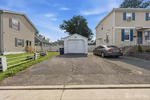 1738 W 3rd Street W, Piscataway Township, NJ 08854 - Photo 23