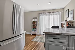 44 Tower Hill Dr, Red Bank, NJ 07701 - Photo 9