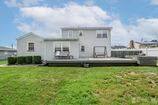 776 Harrell Ave, Woodbridge Township, NJ 07095 - Photo 29