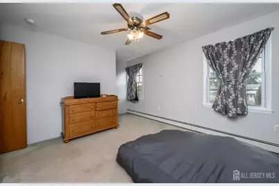 776 Harrell Avenue, Woodbridge Township, NJ 07095 - Photo 25