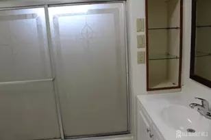 78 Washington Ave, Iselin, NJ 08830 - Photo 15