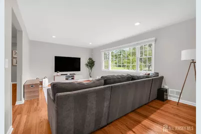 76 Seymour Terrace, Piscataway Township, NJ 08854 - Photo 5