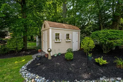 18 Hartlander Street, East Brunswick Township, NJ 08816 - Photo 43