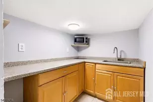 140 Grove Ave, Woodbridge Township, NJ 07095 - Photo 21