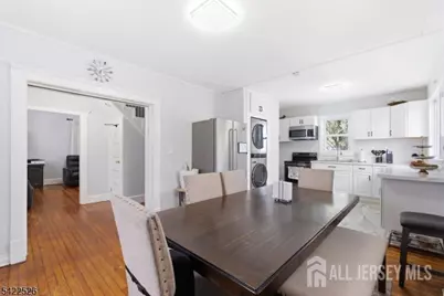 140 Grove Avenue, Woodbridge Township, NJ 07095 - Photo 7