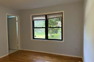 1105 N Oaks Blvd, North Brunswick Township, NJ 08902 - Photo 17