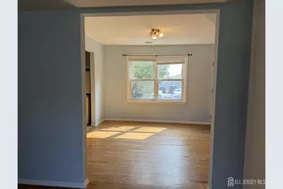 1105 N Oaks Boulevard, North Brunswick Township, NJ 08902 - Photo 11