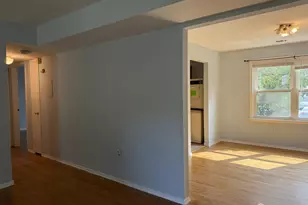 1105 N Oaks Blvd, North Brunswick Township, NJ 08902 - Photo 13