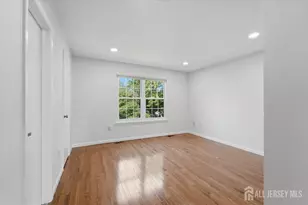543 Manchester Ct, Piscataway Township, NJ 08854 - Photo 23