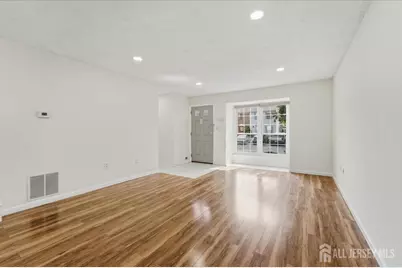 543 Manchester Court, Piscataway Township, NJ 08854 - Photo 5