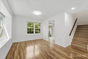 543 Manchester Ct, Piscataway Township, NJ 08854 - Photo 7