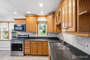 36 Oakland Ave, Franklin Township, NJ 08873 - Photo 9
