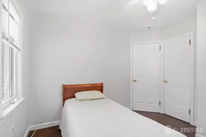 36 Oakland Avenue, Franklin Township, NJ 08873 - Photo 17