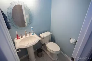 4 Cheltenham Pl, Sayreville, NJ 08872 - Photo 15