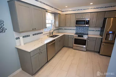 4 Cheltenham Place, Sayreville, NJ 08872 - Photo 3