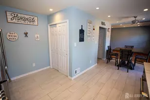 4 Cheltenham Pl, Sayreville, NJ 08872 - Photo 13
