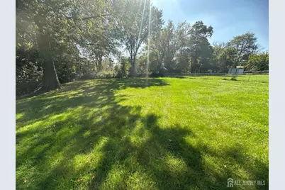 9 Holly Road, Iselin, NJ 08830 - Photo 3