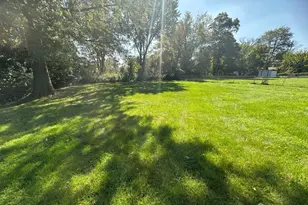 9 Holly Rd, Iselin, NJ 08830 - Photo 3