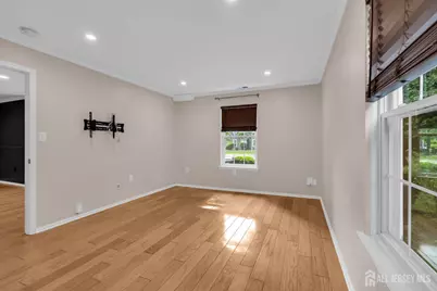 39 Pennsylvania Way, North Brunswick Township, NJ 08902 - Photo 15